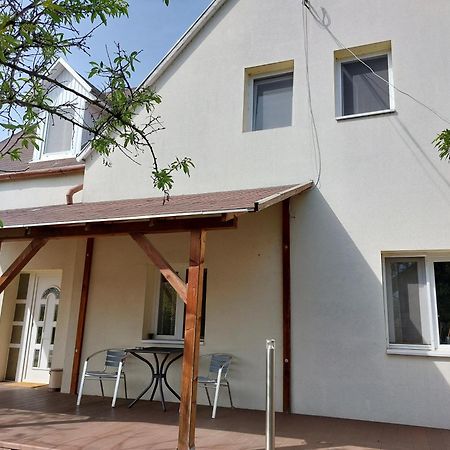 Bridgehaus Leilighet Balatonfüred Eksteriør bilde
