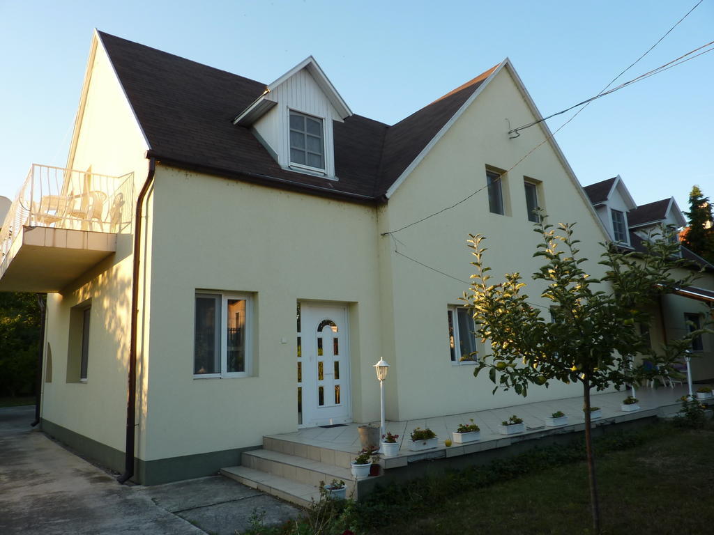Bridgehaus Leilighet Balatonfüred Eksteriør bilde